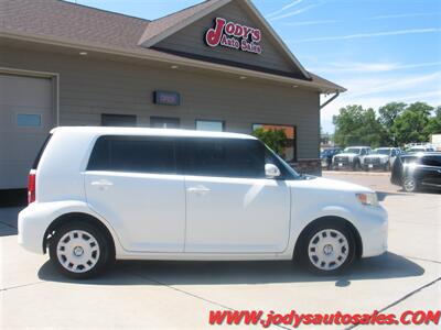 2015 Scion xB Backup Cam, 5spd. Manual, Low miles 64,000  Backup Cam, 5spd. Manual, Low miles 64,000 - Photo 33 - North Platte, NE 69101