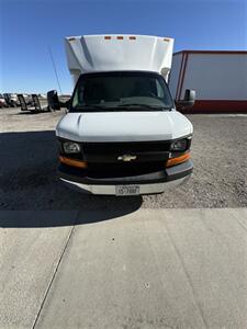 2013 Chevrolet Express 3500  W/T 3500 MAINT UTILITY BOX, 139in WB - Photo 2 - North Platte, NE 69101