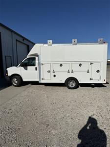 2013 Chevrolet Express 3500  W/T 3500 MAINT UTILITY BOX, 139in WB - Photo 1 - North Platte, NE 69101