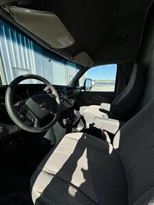 2013 Chevrolet Express 3500  W/T 3500 MAINT UTILITY BOX, 139in WB - Photo 4 - North Platte, NE 69101