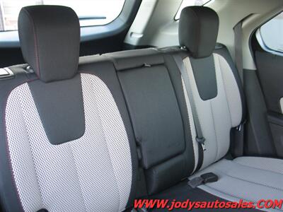 2017 Chevrolet Equinox LS  LS, AWD, LOW LOW 40,000 MILES - Photo 24 - North Platte, NE 69101