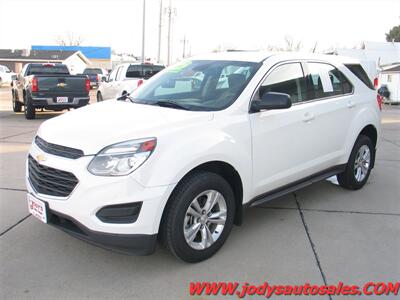 2017 Chevrolet Equinox LS  LS, AWD, LOW LOW 40,000 MILES - Photo 26 - North Platte, NE 69101