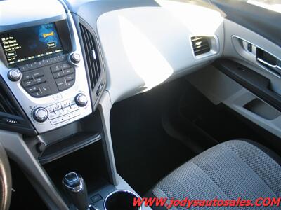 2017 Chevrolet Equinox LS, AWD, LOW LOW 40,000 MILES  LS, AWD, LOW LOW 40,000 MILES - Photo 18 - North Platte, NE 69101