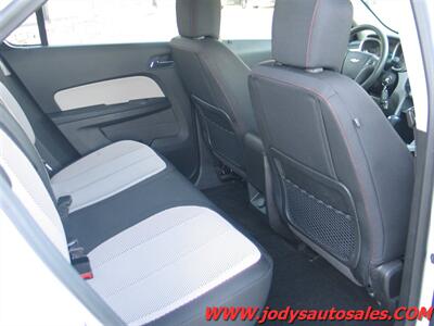 2017 Chevrolet Equinox LS  LS, AWD, LOW LOW 40,000 MILES - Photo 23 - North Platte, NE 69101