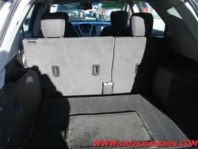 2017 Chevrolet Equinox LS, AWD, LOW LOW 40,000 MILES  LS, AWD, LOW LOW 40,000 MILES - Photo 23 - North Platte, NE 69101