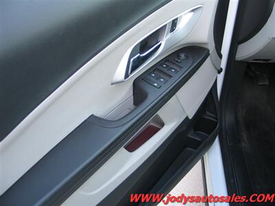 2017 Chevrolet Equinox LS  LS, AWD, LOW LOW 40,000 MILES - Photo 3 - North Platte, NE 69101