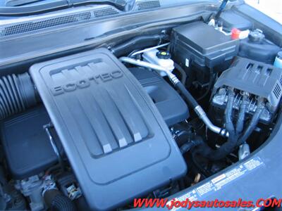 2017 Chevrolet Equinox LS, AWD, LOW LOW 40,000 MILES  LS, AWD, LOW LOW 40,000 MILES - Photo 31 - North Platte, NE 69101