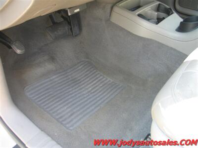2001 Dodge Dakota  SLT, Crew Cab, 4x4, - Photo 6 - North Platte, NE 69101