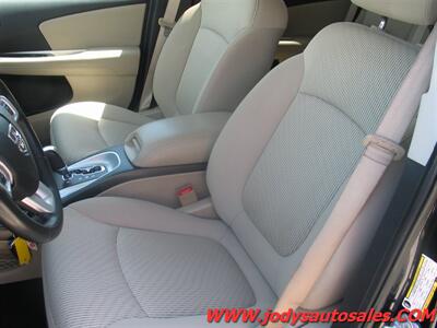 2018 Dodge Journey SE  SE, AWD, 3RD ROW SEAT, 3.6 L V-6 - Photo 5 - North Platte, NE 69101