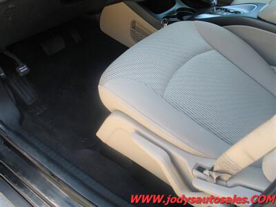 2018 Dodge Journey SE  SE, AWD, 3RD ROW SEAT, 3.6 L V-6 - Photo 4 - North Platte, NE 69101