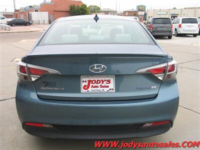 2016 Hyundai SONATA Hybrid SE  SE, HYBRID, LOW, LOW 49,000 MILES - Photo 28 - North Platte, NE 69101