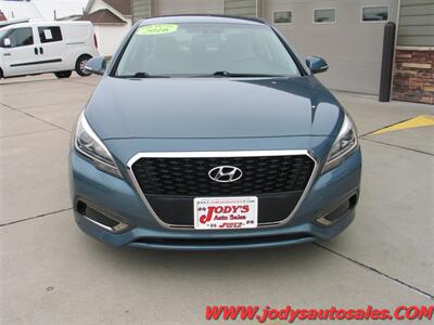 2016 Hyundai SONATA Hybrid SE  SE, HYBRID, LOW, LOW 49,000 MILES - Photo 31 - North Platte, NE 69101