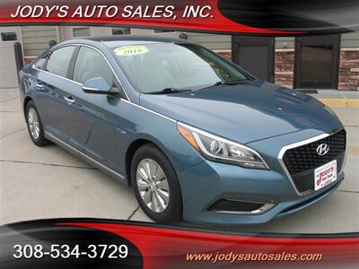 2016 Hyundai SONATA Hybrid SE  SE, HYBRID, LOW, LOW 49,000 MILES - Photo 1 - North Platte, NE 69101