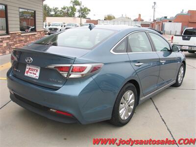 2016 Hyundai SONATA Hybrid SE  SE, HYBRID, LOW, LOW 49,000 MILES - Photo 29 - North Platte, NE 69101