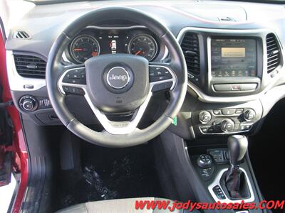 2015 Jeep Cherokee Trailhawk  Trailhawk, 4WD, LEATHER, 71,000 MILES - Photo 6 - North Platte, NE 69101