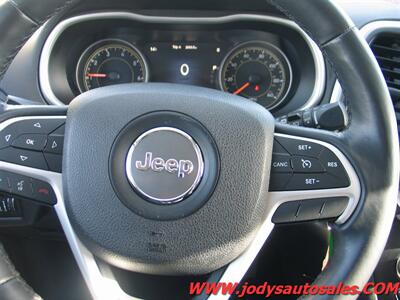 2015 Jeep Cherokee Trailhawk  Trailhawk, 4WD, LEATHER, 71,000 MILES - Photo 16 - North Platte, NE 69101