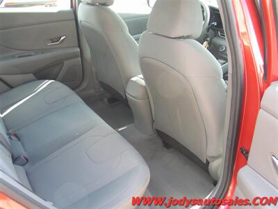 2021 Hyundai ELANTRA SE SE FWD, 41 MPG - Photo 24 - North Platte, NE 69101