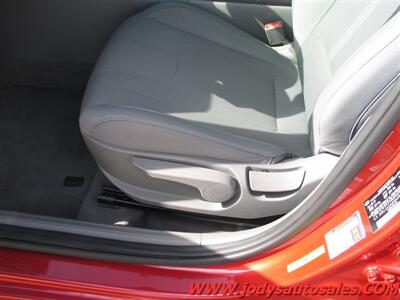 2021 Hyundai ELANTRA SE SE FWD, 41 MPG - Photo 7 - North Platte, NE 69101