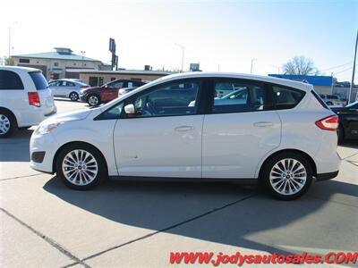 2017 Ford C-MAX Hybrid SE  SE, GAS/HYBRID, 40 MPG, LOW, LOW 42,000 MILES - Photo 30 - North Platte, NE 69101