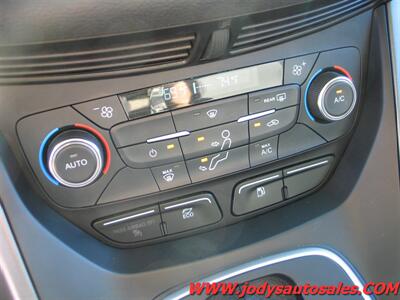 2017 Ford C-MAX Hybrid SE  SE, GAS/HYBRID, 40 MPG, LOW, LOW 42,000 MILES - Photo 22 - North Platte, NE 69101