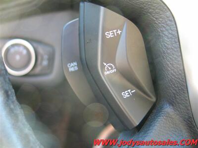 2017 Ford C-MAX Hybrid SE  SE, GAS/HYBRID, 40 MPG, LOW, LOW 42,000 MILES - Photo 10 - North Platte, NE 69101