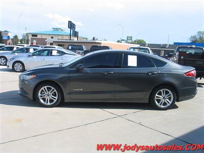 2018 Ford Fusion Hybrid S  S, 2.0L Hybrid I4 188hp, 43 MPG - Photo 27 - North Platte, NE 69101