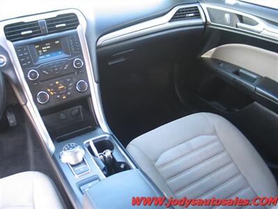 2018 Ford Fusion Hybrid S  S, 2.0L Hybrid I4 188hp, 43 MPG - Photo 7 - North Platte, NE 69101