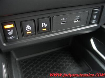 2024 Nissan Frontier SV  SV, Crew Cab, 4WD, 3.8L V6, LOW 23,000 MILES - Photo 22 - North Platte, NE 69101