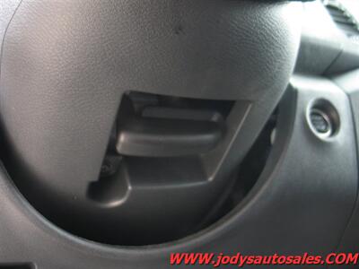 2024 Nissan Frontier SV  SV, Crew Cab, 4WD, 3.8L V6, LOW 23,000 MILES - Photo 8 - North Platte, NE 69101