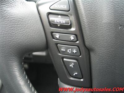 2024 Nissan Frontier SV  SV, Crew Cab, 4WD, 3.8L V6, LOW 23,000 MILES - Photo 11 - North Platte, NE 69101