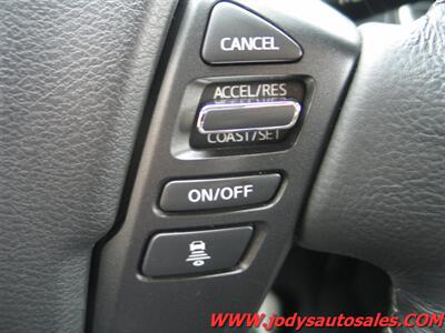 2024 Nissan Frontier SV  SV, Crew Cab, 4WD, 3.8L V6, LOW 23,000 MILES - Photo 12 - North Platte, NE 69101