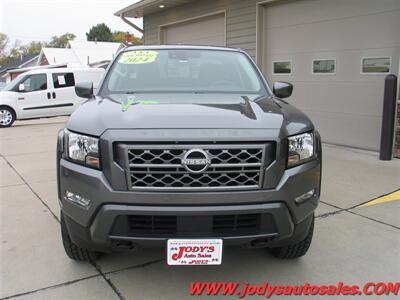 2024 Nissan Frontier SV  SV, Crew Cab, 4WD, 3.8L V6, LOW 23,000 MILES - Photo 39 - North Platte, NE 69101