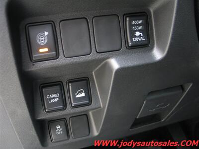 2024 Nissan Frontier SV  SV, Crew Cab, 4WD, 3.8L V6, LOW 23,000 MILES - Photo 7 - North Platte, NE 69101