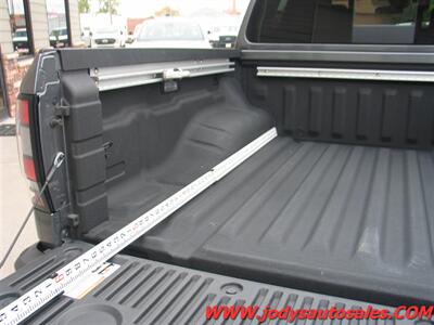 2024 Nissan Frontier SV  SV, Crew Cab, 4WD, 3.8L V6, LOW 23,000 MILES - Photo 30 - North Platte, NE 69101