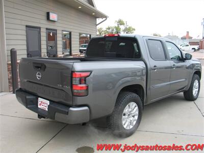 2024 Nissan Frontier SV  SV, Crew Cab, 4WD, 3.8L V6, LOW 23,000 MILES - Photo 37 - North Platte, NE 69101