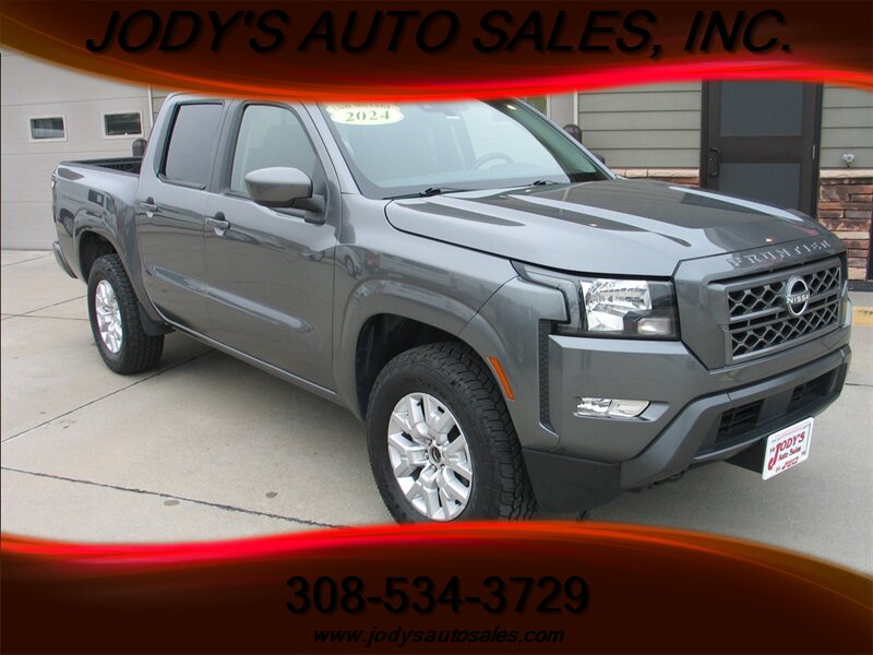 2024 Nissan Frontier SV  SV, Crew Cab, 4WD, 3.8L V6, LOW 23,000 MILES