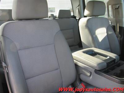 2016 Chevrolet Silverado 2500 Work Truck W/T 2500, 4X4, DOUBLE CAB, LOW,LOW 37,000 MILES - Photo 18 - North Platte, NE 69101