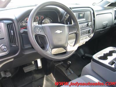 2016 Chevrolet Silverado 2500 Work Truck W/T 2500, 4X4, DOUBLE CAB, LOW,LOW 37,000 MILES - Photo 2 - North Platte, NE 69101