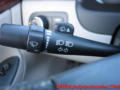 2007 Chevrolet Impala LT  LT, 3.5L V6, LOW, LOW 69,000 MILES - Photo 8 - North Platte, NE 69101