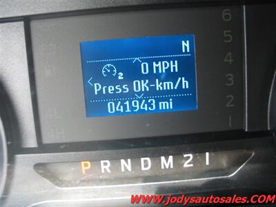 2017 Ford F-250 XL  XL, 2WD, CREW CAB, 41,000 LOW MILES - Photo 12 - North Platte, NE 69101