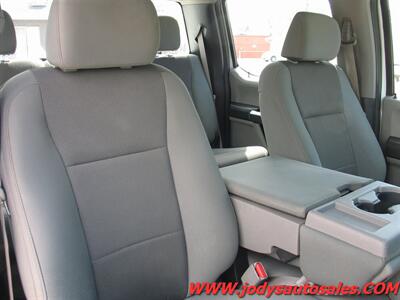 2017 Ford F-250 XL  XL, 2WD, CREW CAB, 41,000 LOW MILES - Photo 19 - North Platte, NE 69101