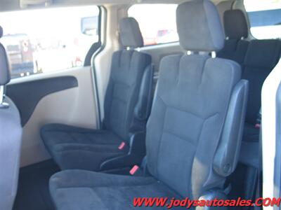 2017 Dodge Grand Caravan SE  SE, FWD, STOW & GO, 3.6 L V-6, LOW 37,000 MIL - Photo 10 - North Platte, NE 69101
