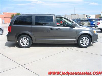 2016 Dodge Grand Caravan SXT, FWD, STOW & GO, 3.6 L-V6 - Photo 35 - North Platte, NE 69101