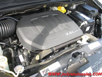 2016 Dodge Grand Caravan SXT, FWD, STOW & GO, 3.6 L-V6 - Photo 37 - North Platte, NE 69101