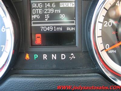 2016 Dodge Grand Caravan SXT, FWD, STOW & GO, 3.6 L-V6 - Photo 13 - North Platte, NE 69101