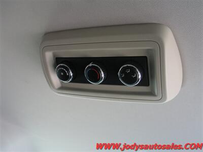 2016 Dodge Grand Caravan SXT, FWD, STOW & GO, 3.6 L-V6 - Photo 25 - North Platte, NE 69101