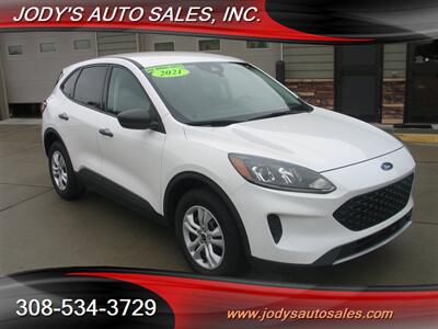 2021 Ford Escape S  S. 31 MPG!!! ALL WHEEL DRIVE - Photo 1 - North Platte, NE 69101