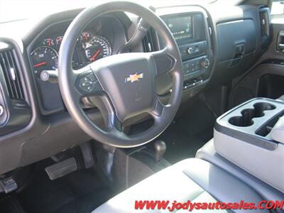 2017 Chevrolet Silverado 3500 , DURAMAX DIESEL, LOW,LOW, 53,000 - Photo 2 - North Platte, NE 69101