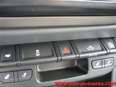 2016 Chevrolet Colorado CREW CAB, 4X4, Z71, HEATED SEATS - Photo 17 - North Platte, NE 69101