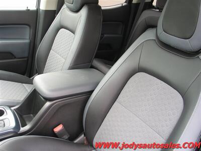 2016 Chevrolet Colorado CREW CAB, 4X4, Z71, HEATED SEATS - Photo 5 - North Platte, NE 69101